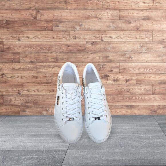 NWOT WOMENS GBG LOS ANGELES TENNIS SHOES SZ 10 - Picture 5 of 5